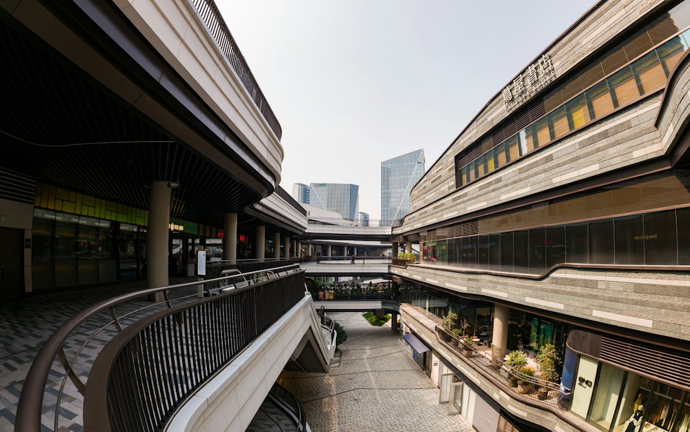 Open-air shopping centre walkway